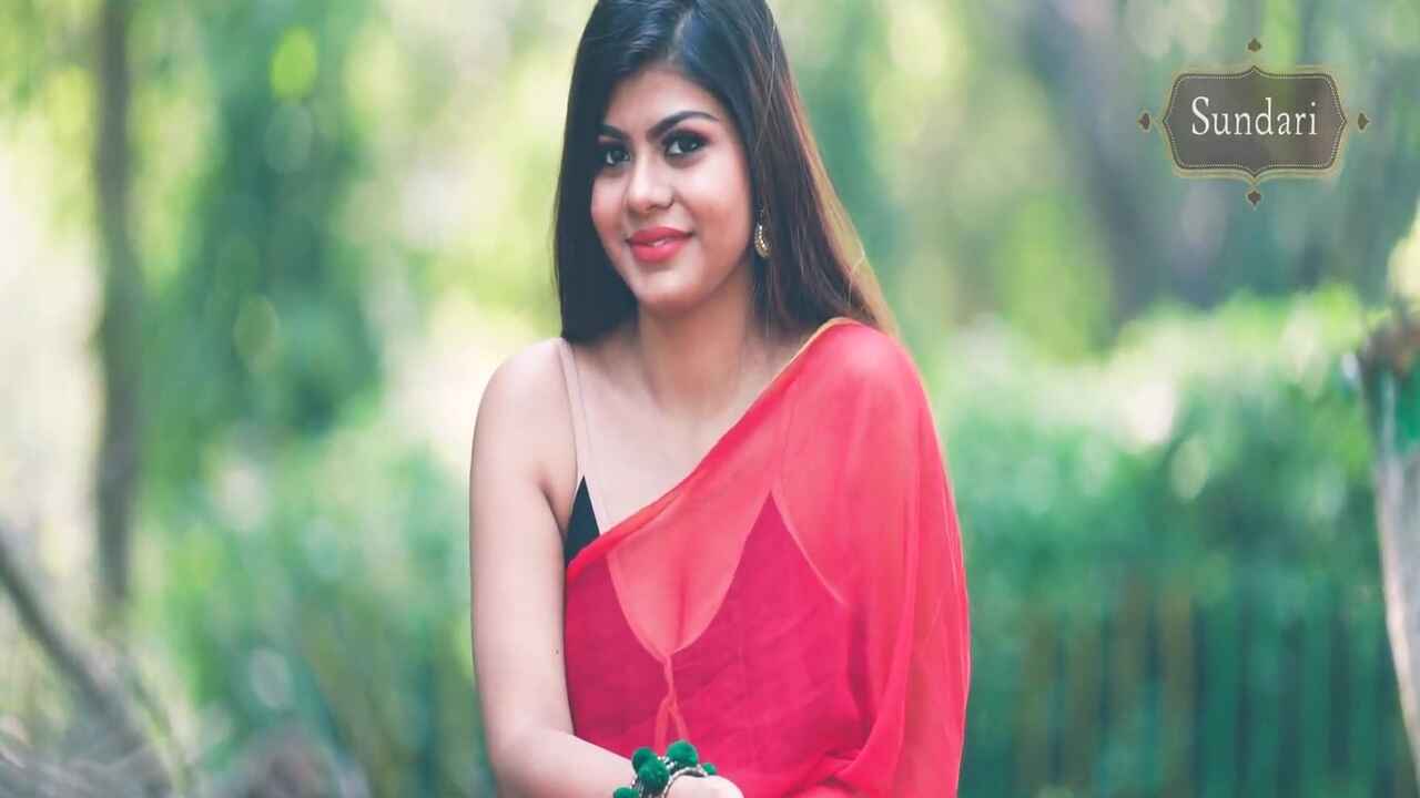 Beautiful Anam in Red Saree Sundari Hot Fashion Video 2021