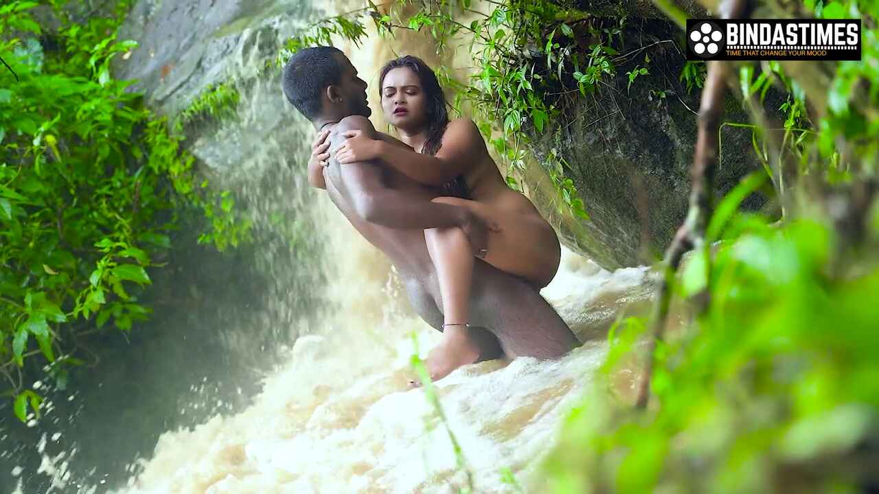 Srabani and Suman Sex in the Waterfall Bindastimes XXX 2022